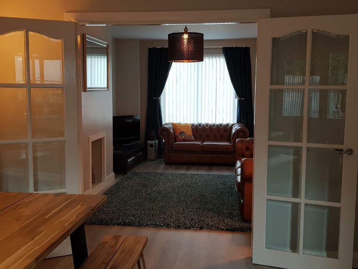 Spire View Townhouse Villa Ballycastle Bagian luar foto